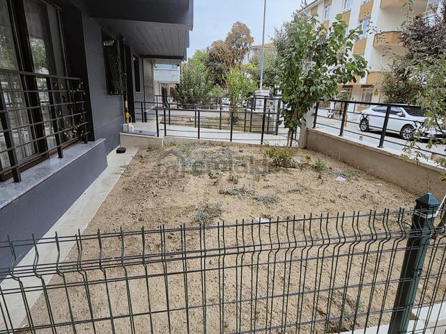 Ank Çank Bahcelievler Yeni Binada Ön Cephe Satılık 2+1 Daire 5
