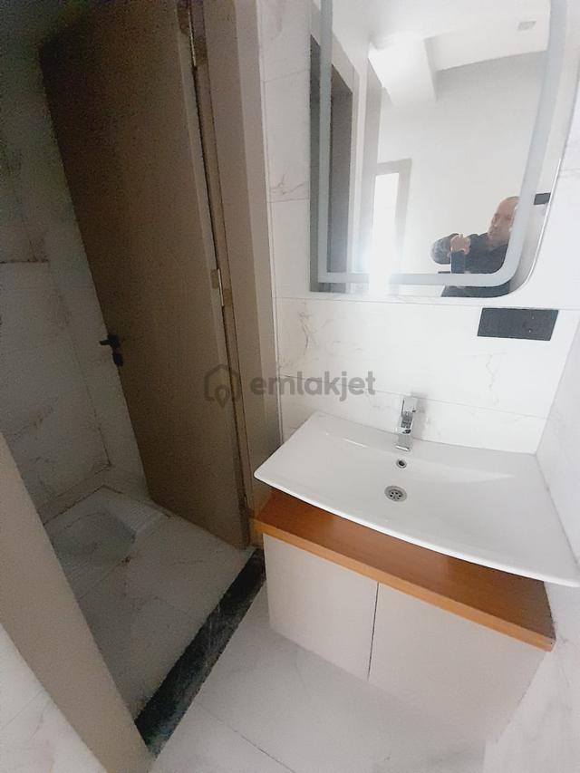 Kaan Emlak Selçukbey Şubesinden Şemiklerde Nazbayrak Yakını 3+1 Satılık Lüks Daire. 4