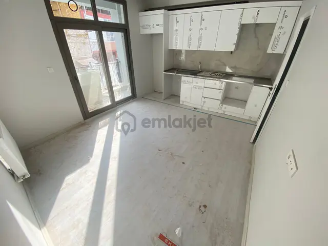 Acill Buca Ufuk Mah.de Telsizler Yakını 2+1 80m2dgazlı Arakat Sıfır Asansörlü Satılık Daire 3