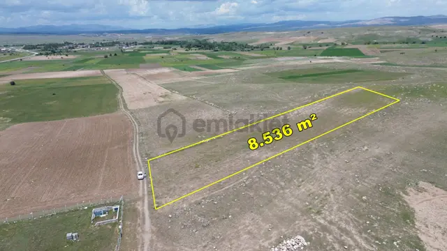 Akören Tülce De 8.536 M2 Müstakil Tapulu Tarla 3