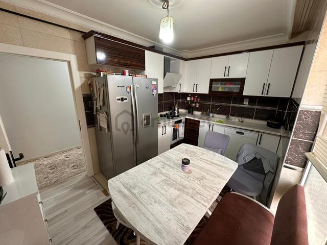 Kuşcağız Mahallesi'nde Asansörlü Full Yapılı 4+1 Daire! 4