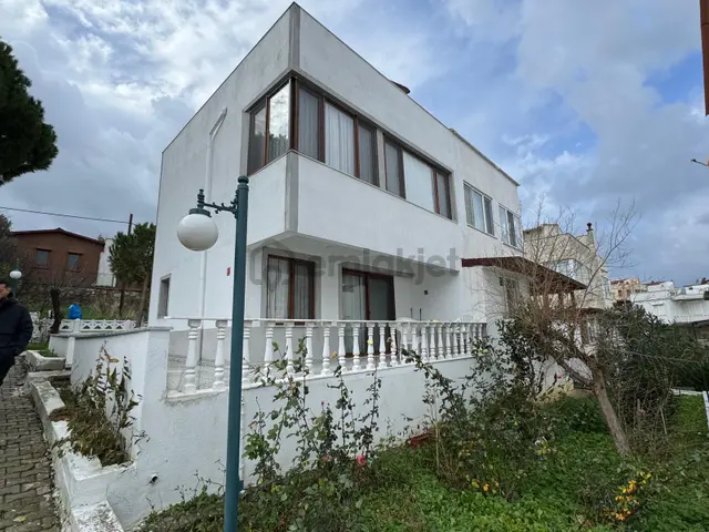 Gömeç Karaağaç'ta Satılık 3+1 Villa Gömeç Karaağaç'ta Satılık 3+1 Villa