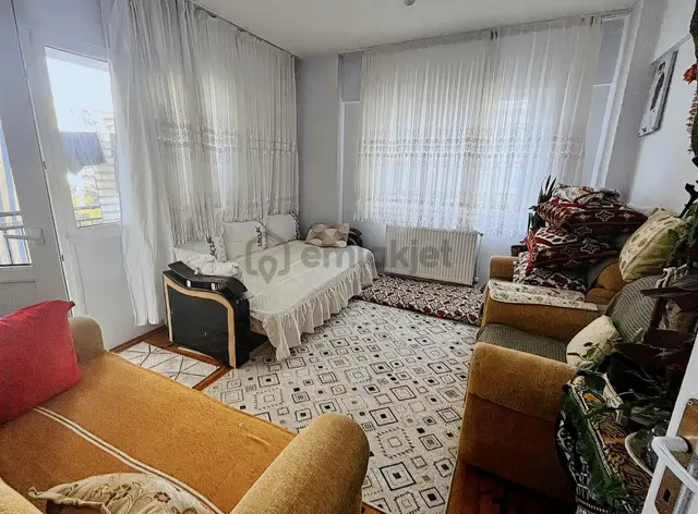 Denizli Adalet Mahallesi'nde Fırsat 3 +1 180 Metre² Daire 2
