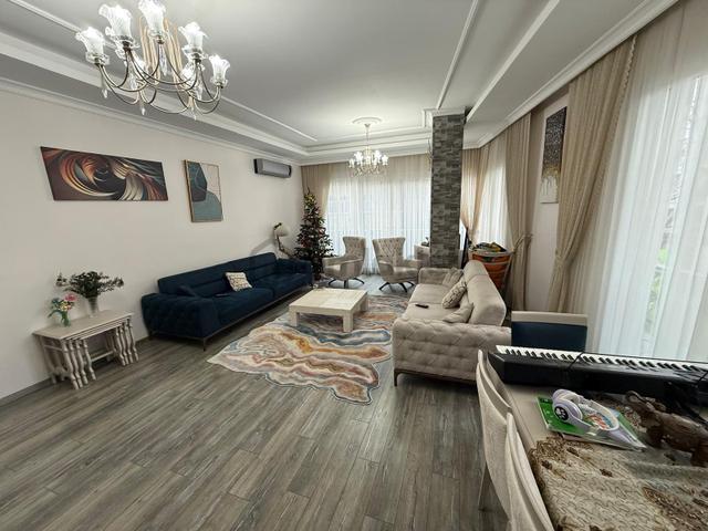 Barış'tan Soğuksu Fulya Sokakta 155 M2 3+1 Lüks Kapalı Otoparklı 2