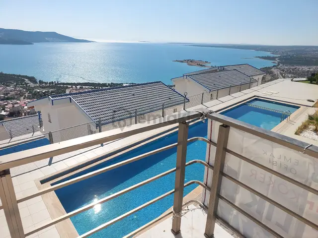 3+1 Villa Denize 600m Panoramik Deniz Doğa Manzaralı Otoparklı 2