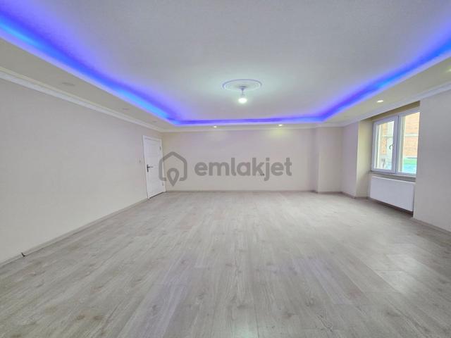Satılık Merkezi Konum 2+1 Arakat Daire 4