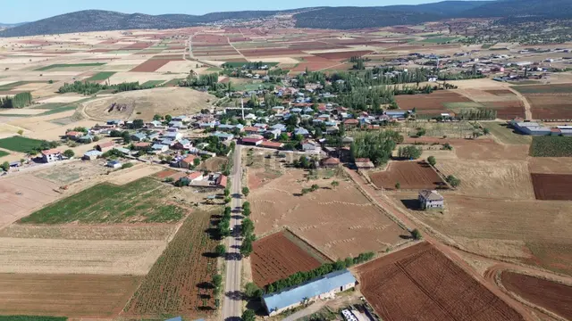Konya / Akören / Karahüyük Mahallesinde 554 M² Müstakil Tapulu Konut İmarlı Arsa 3