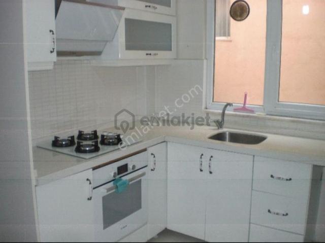 Yenibosna Fevzi Çakmak Mah Satılık 2+1 Daire
