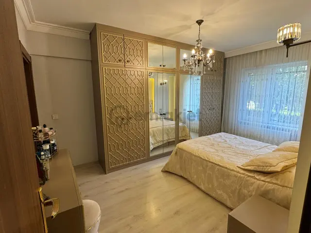 Beylikdüzü Adnankahveci Mah. Sitede Geniş Lüks 3+1 Satılık Daire 3