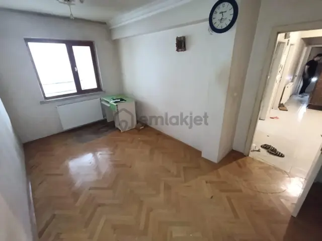 Gülveren'de Plevne Cad Dibi 2+1 Kot 1'de Satılık Kupon Daire !!! 3