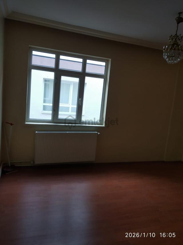 Demetevler Metrosuna Yakın 408.cad. 3+1 Asansörlü Kombili Yapılı Kiralık Daire 4