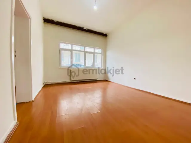 Ertuğrulgazi'de Cemal Gürsel Cad. Yakını Giriş Katta Satılık 2+1 Daire !!! 1