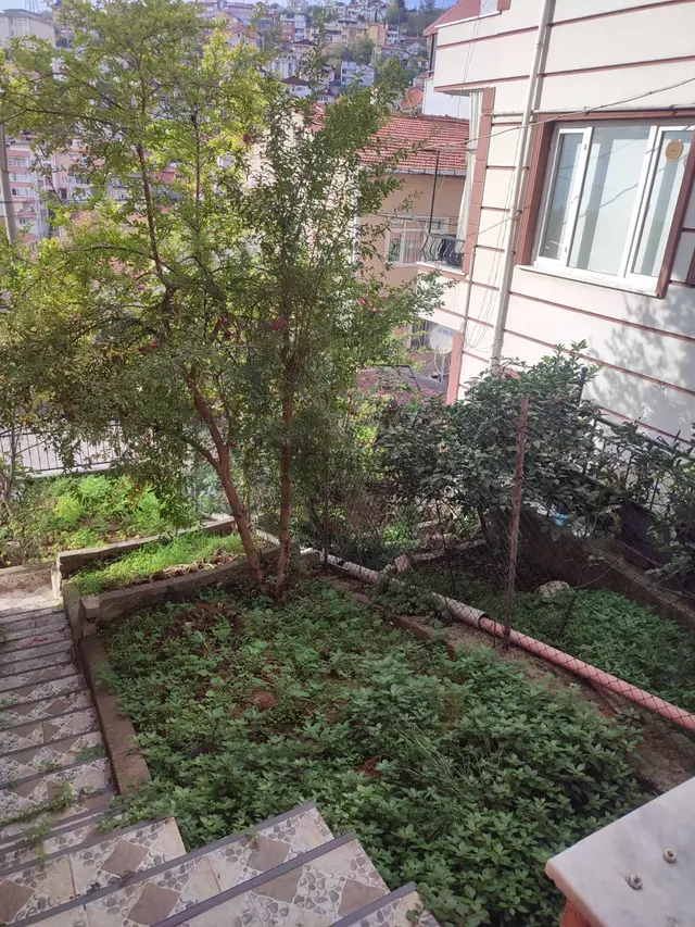 Tarcanlar'dan Turgut Mah. Deniz Manzaralı 3 Katlı Müstakil Ev 3