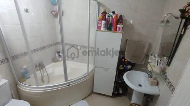 Atanora Vadiden İlkerde Ara Kat Full Manzaralı Cadde Yakını 3+1 3