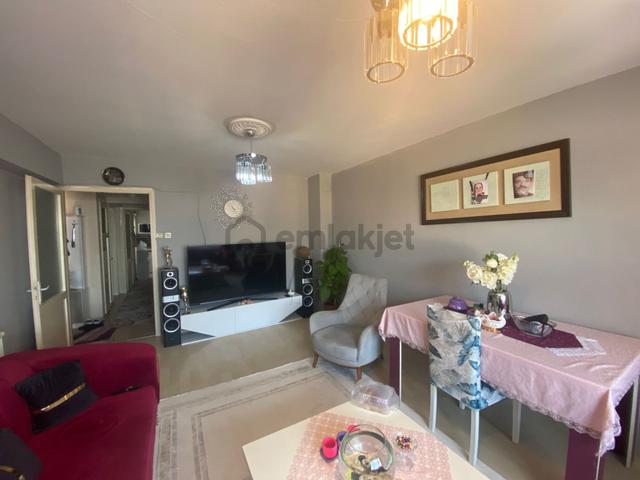 Sahibinden Acil Satılık Deniz Manzaralı Cadde Üzeri 2+1 Daire 4