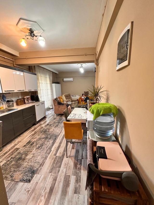 🏡muradiye Mahallesi Karali Bölgesi 🏡site İçi ✅1+1 70 M2 3 Katlının Zemin Katı 5