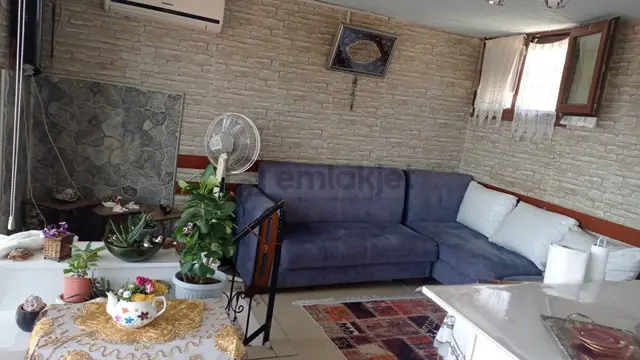 Edremit Pınarbaşı Köyünde 1+1 Eşyalı Kiralık Müstakil Ev 3