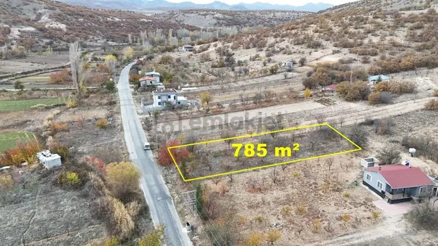 Konya / Meram / Çomaklar Mahallesinde 785 M² Müstakil Tapulu Tarla 2