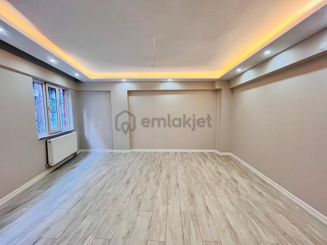 Teyfikiye Mahallesi🏡 ✅3+1 125m2 5 Katlının 2 Katı ❇️full Tadilatlı Petek Kombili 5