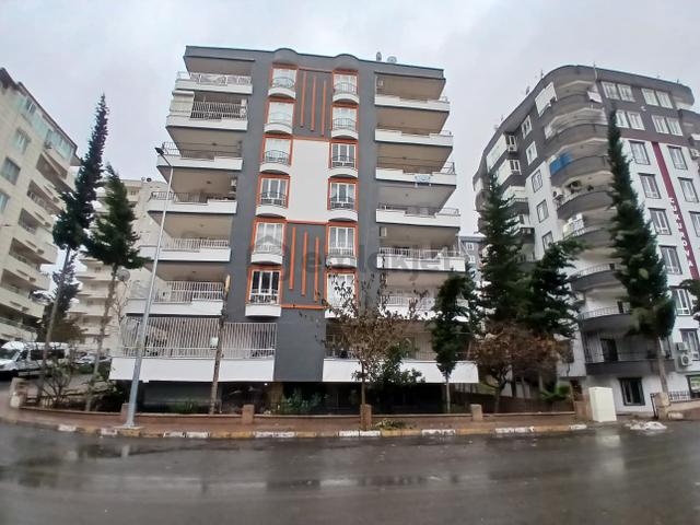 Akev Gayrimenkul'den Kköprü Karşıyaka'da 4+1 Ara Kat Daire Akev Gayrimenkul'den Kköprü Karşıyaka'da 4+1 Ara Kat Daire