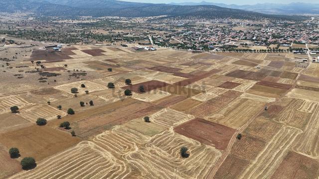 Konya / Akören / Hacılar Mahallesinde 2.213 M² Müstakil Tapulu Tarla 3