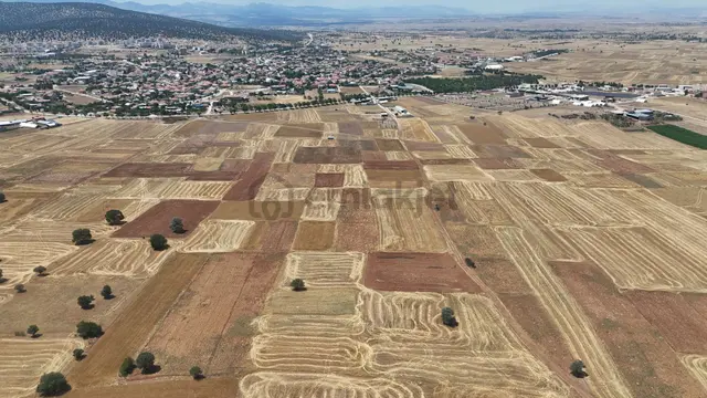 Konya / Akören / Hacılar Mahallesinde 2.213 M² Müstakil Tapulu Tarla 5