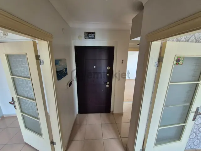 Süvari Mah.4+1 Kapalı Garajlı Merkezi Lokasyonda Satılık Daire 4