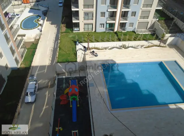 Çiğli İnönü Mahlesinde Satılık 3+1 Sıfır Güvenlikli Daire 1