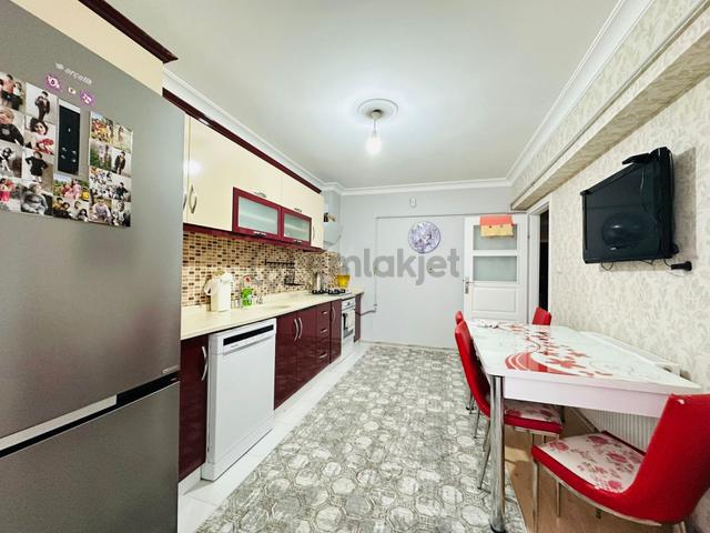 Karapürçek Mahallesinde Full Yapılı Asansörlü Krediye Uygun 3+1 2.katta Satılık Daire !! 4