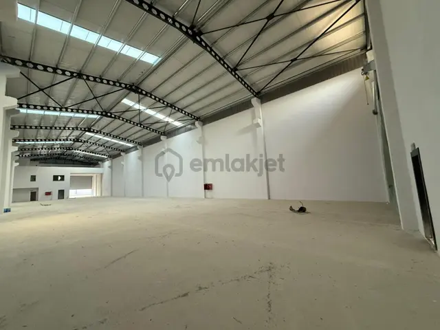 Adanorm Sanayi Sitesinde 1.350 M2/8 Wc/teras/3 Katlı/çok Amaçlı 1