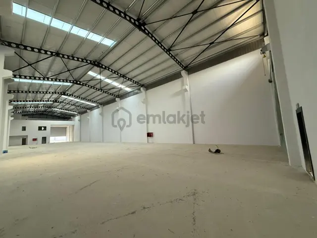 Adanorm Sanayi Sitesinde 1.350 M2/8 Wc/teras/3 Katlı/çok Amaçlı 1