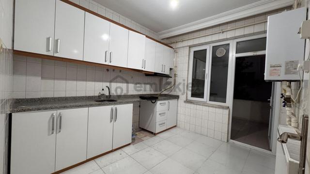 Muhittin Mahallesinde Sahibinden Temiz 3+1 Kiralık Daire 1