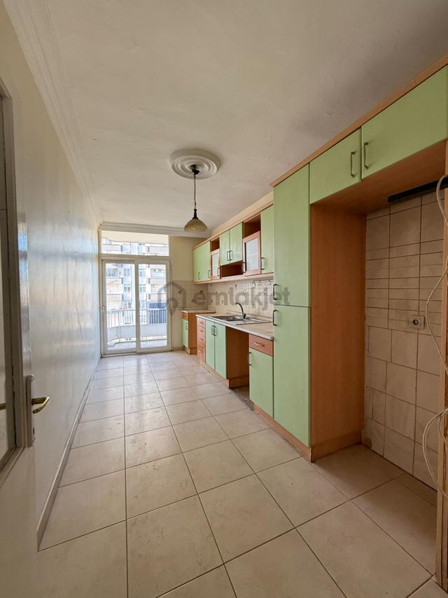 Barajyolu Cadde Üzeri 3+1 165 M2 Kapalı Mutfak Satılık Daire 5