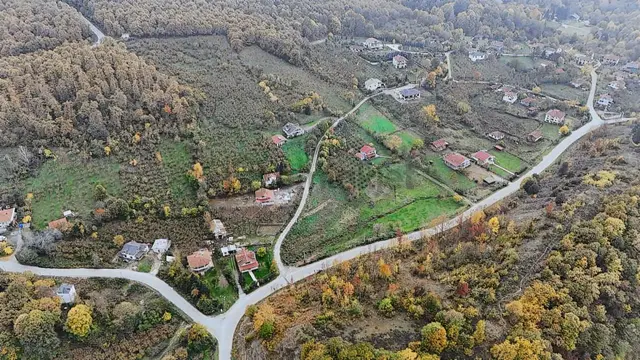 Ruşen Aydın Gyd'dan Düzce/kaledibi Köyünde Satılık Arsalar 3