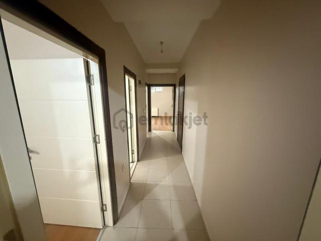 Barış'tan Kat Mülkiyetli 2+1 Bahçe Katı Daire (boş) 4