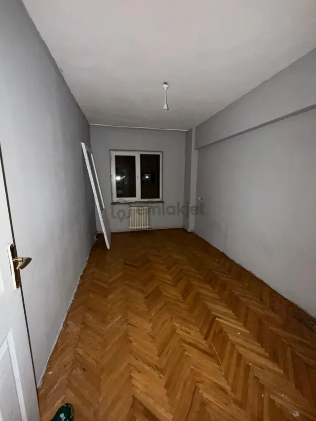 Kd198-deliklitaş Mh Cadde Üzeri 2+1 Ara Kat Kiralık Daire 2