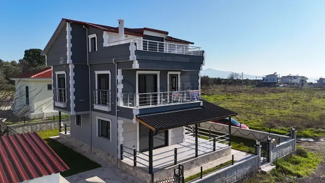 İzmir Dikili Salihler Deniz Manzaralı Satılık Müstakil 4+1 Villa 4