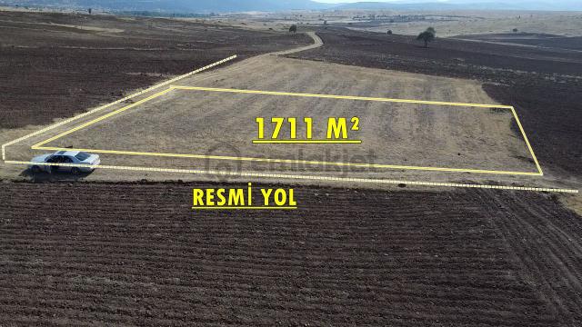 Konya / Akören / Tülce Mahallesinde 1.711 M² Müstakil Tapulu Tarla 3