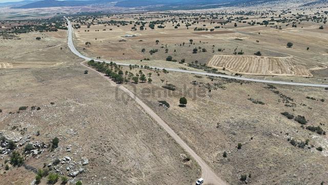 Konya / Akören / Ağalar Mahallesinde 8.334 M² Müstakil Tarla 3