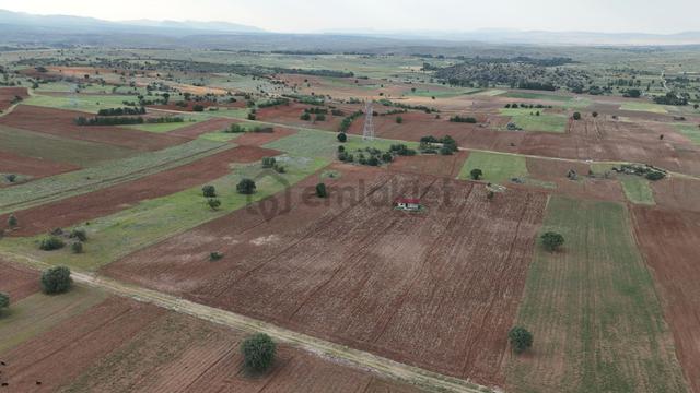 Konya / Akören Merkezde 6.057 M² Müstakil Tarla Fırsatı 4