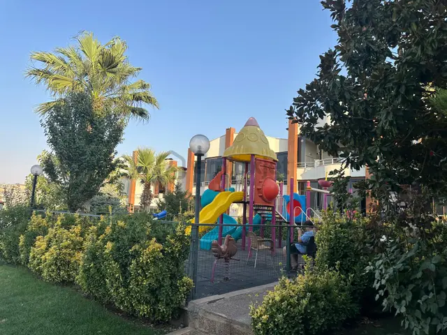 Arif Emlaktan Satılık Oğuzeli Körkünde 1+1 Havuzlu Site İçi Villa 4