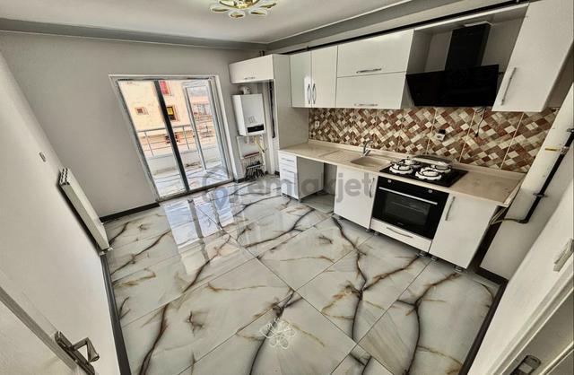 Ufuktepe Mahallesi Cadde Üzeri Full+full 3+1 Daire! 2