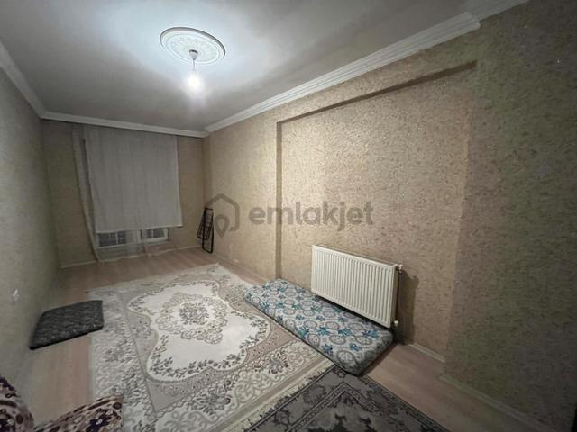 Cumhuriyet Mahallesinde Geniş Satılık 2+1 Daire 5