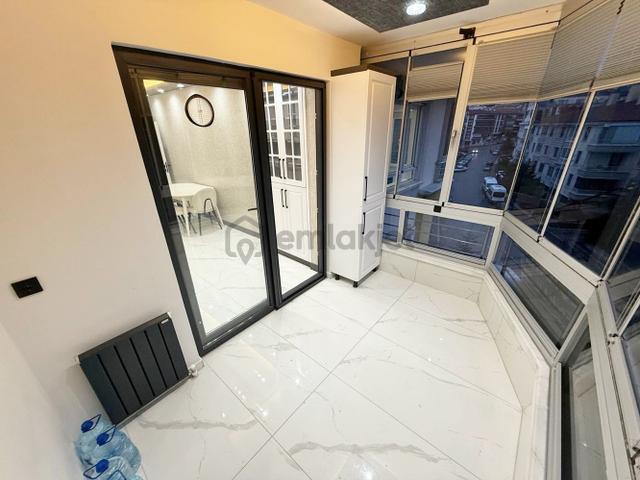 Kuşcağız'da Cadde Üzerinde Full+full Yapılı 3+1 Daire! 4