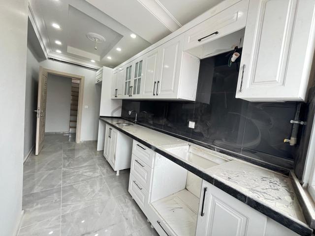 Loft'tan Söğütlüçeşme Mah Avrupa Konutları Karşısı 4+1 Dublek Daireler 4