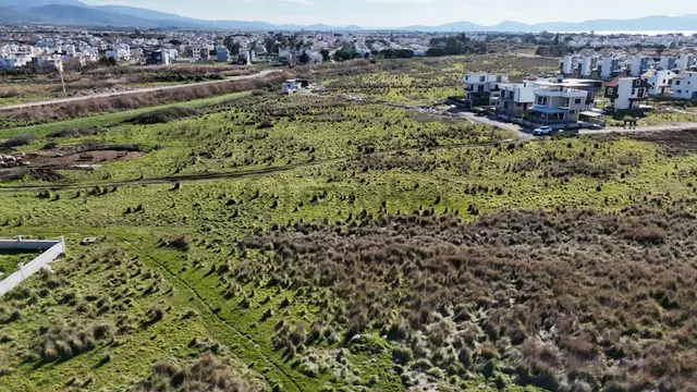 İzmir Dikili Salihlerde 929 M² Satılık Müstakil Parsel Arsa 1