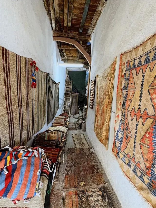 Acil Fiyat Düştü.bergama Kızılavlu Manzaralı Dükkan Ve Rum Evi 4