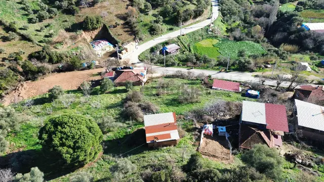İzmir Tire Sb Emlak'tan Osmancık Mahallesinde Satılık Köyevi 2