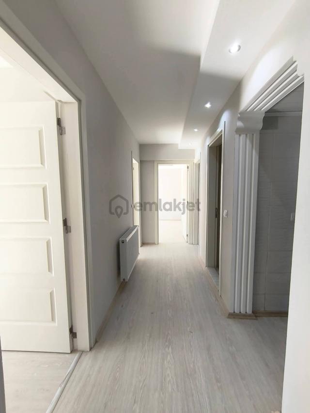 Umut Emlaktan Buharkent Merkezde 2+1 120 M2 Daire Satılıktır 3