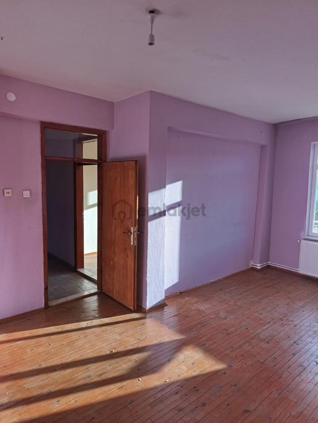 Karaca'dan Hüsamettin Çelebi Mahallesi Satılık 3+1 Daire 4